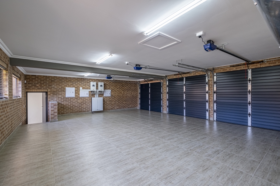 4 Bedroom Property for Sale in Wavecrest Eastern Cape
